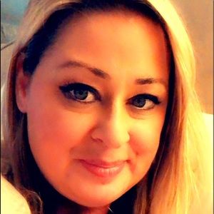 Meet your Posher, Kara